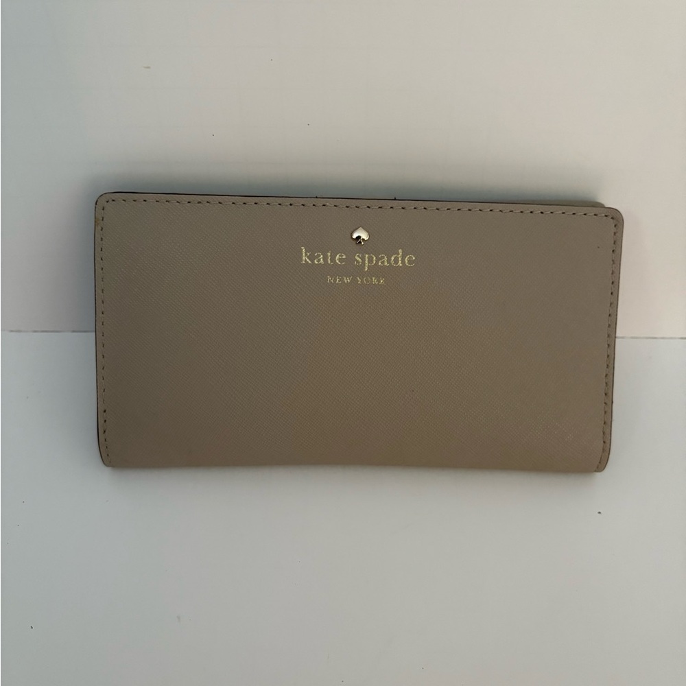 Kate Spade New York Beige Leather Wallet